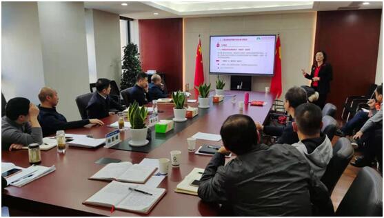 安徽必发7790地产集团公司召开党委理论学习中心组第十二次学习扩大会